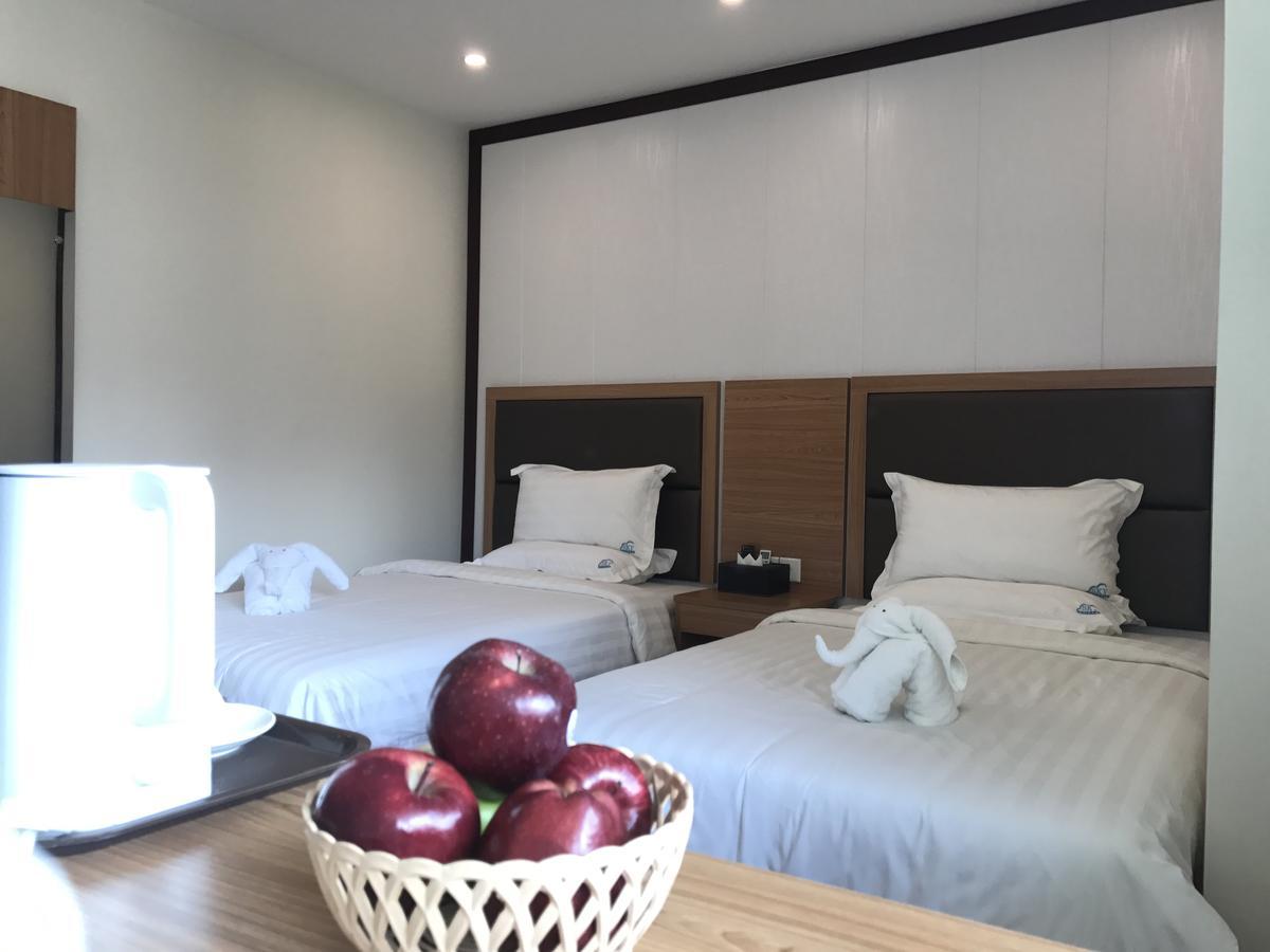 Sky Hotel 88 St. Yangón Habitación foto